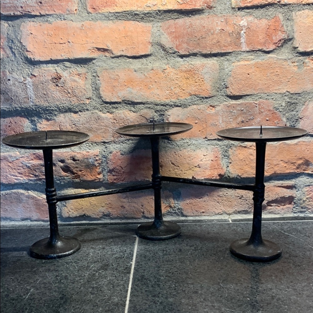 POTTERY BARN RUSTIC IRON FOLDING CANDLEHOLDER
